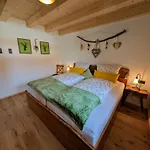 Inser Hof - Huettenleben Bayern * Mauth